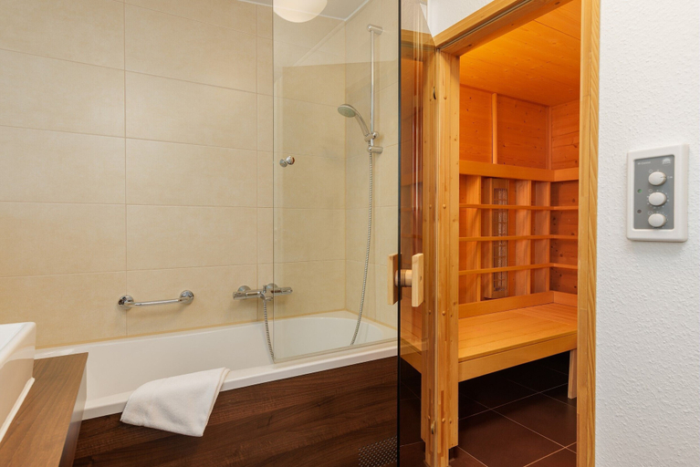 Bathroom 4, Center Parcs Park Bostalsee, St. Wendel
