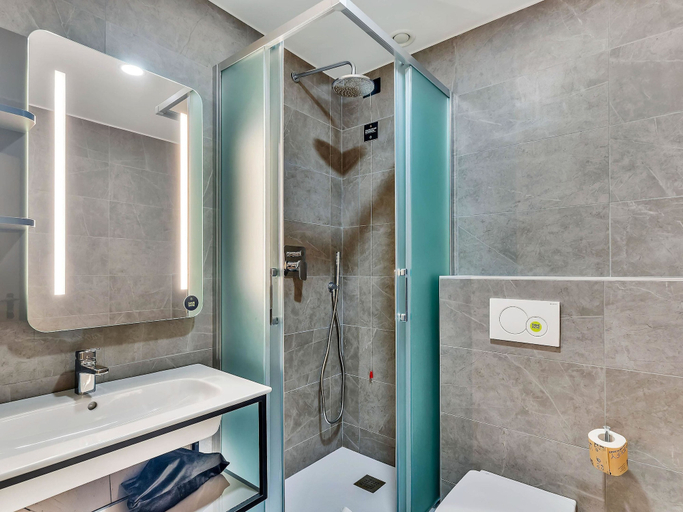 Bathroom 5, B&B Hotel Milano Portello, Milano