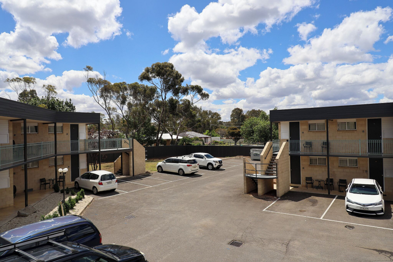 Exterior & Views 2, Bendigo Motor Inn, Gr. Bendigo - Inner West