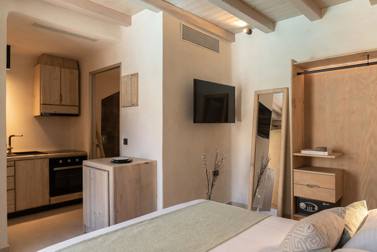Bedroom 3, Manili Boutique Suites & Villas, Crete