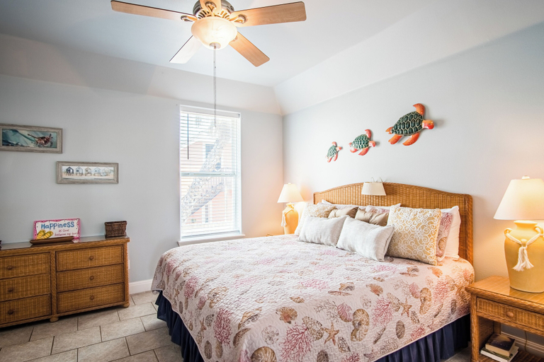 Bedroom 3, 3 Sheets To the Zin by Silver Sands Vacation Rentals, Nueces