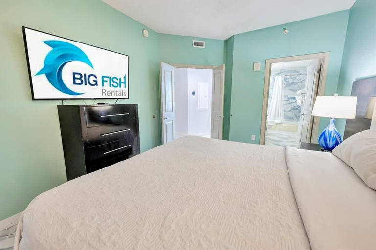 Bedroom 3, Amazing Beachfront Condo with Nice Hot tub & Pools, Horry