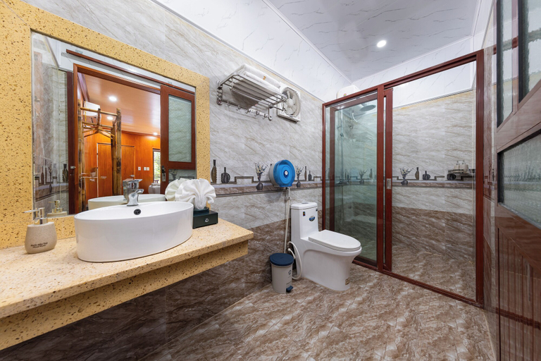 Bathroom 5, Tam Coc Eco Field Homes, Hoa Lư