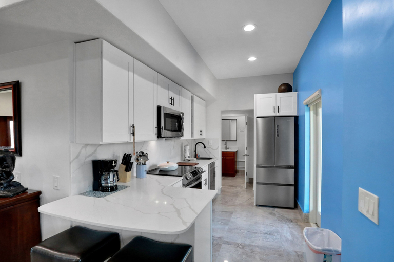 Private kitchen 4, Immaculate, Modern Stay Steps to Beach With Amazing Ocean Views, Flagler