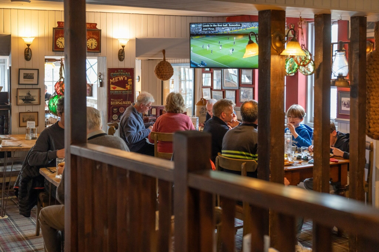 Food & Drinks 5, The Bugle Coaching Inn, Isle of Wight