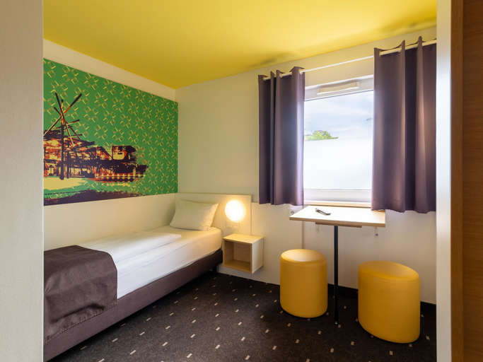 Bedroom 4, B&B Hotel Oberhausen am Centro, Oberhausen