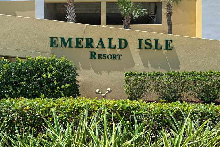 Exterior & Views 2, Emerald Isle Resort 1504, Bay