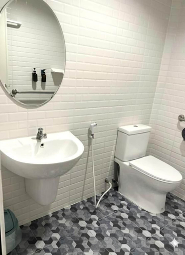 Bathroom 3, Viphuanan resort, Bang Lamung