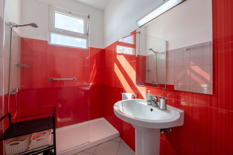 Bathroom 3, 24 Casa Branca II - Balcony&Ocean Views By Trip2Portugal, Funchal