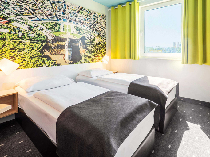 Bedroom 4, B&B Hotel Karlsruhe, Karlsruhe