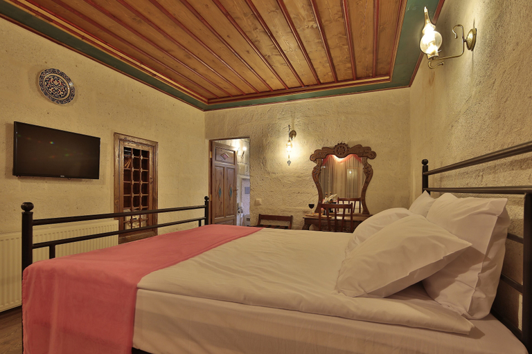 Bedroom 5, Jacob's Cave Suites, Nevşehir