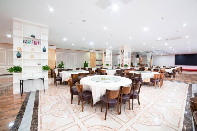 Food & Drinks 4, Nuoya Business Center Hotel, Ji'an