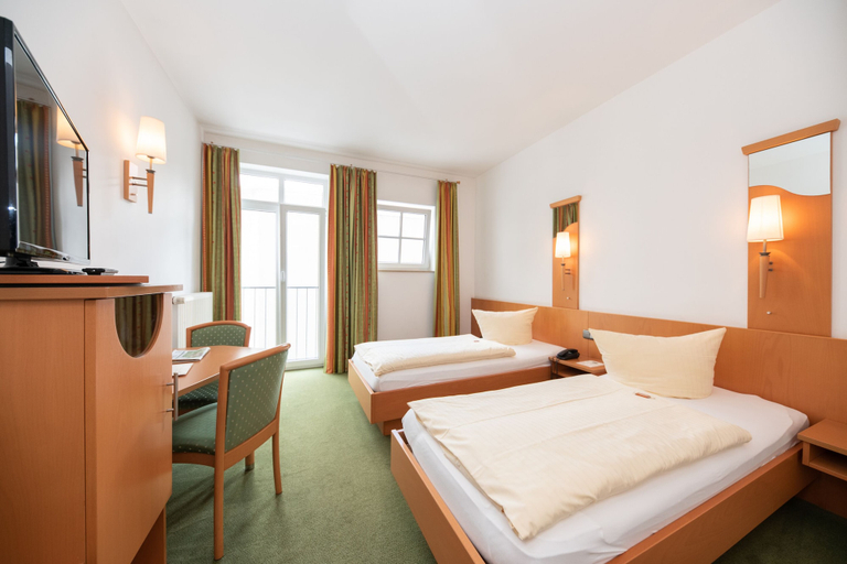 Bedroom 5, Hotel Bitburger Hof, Eifelkreis Bitburg-Prüm
