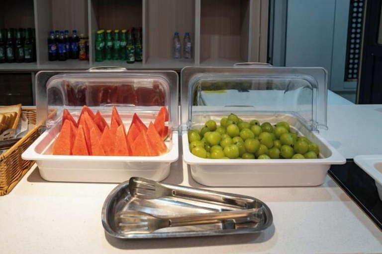 Food & Drinks 5, YFT Hotel (Haichang South Road Yintaicheng Branch), Jiaxing