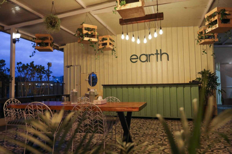 Food & Drinks 5, Earth Hotels, Bangalore
