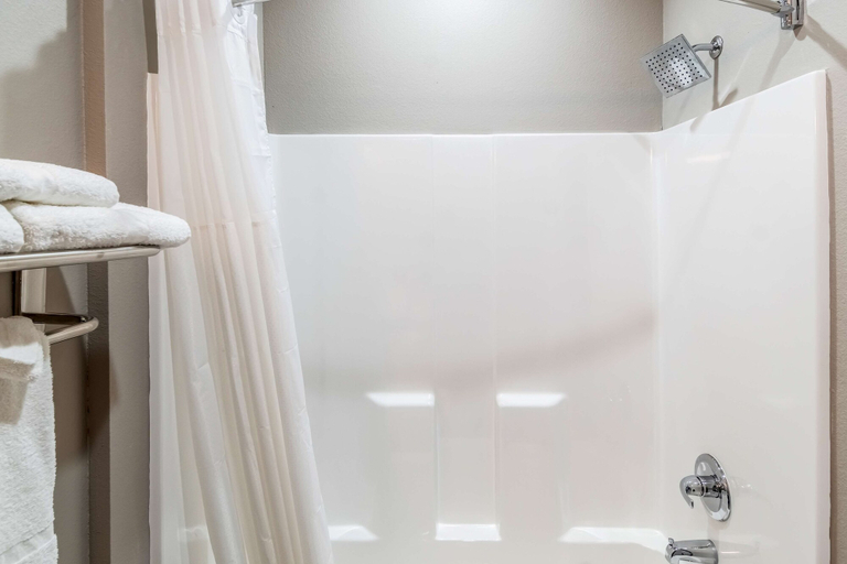 Bathroom 4, Studio 6 Mesquite, TX - Dallas, Dallas