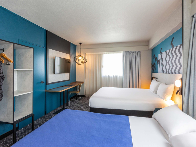 Bedroom 3, ibis Styles Bordeaux Meriadeck, Gironde