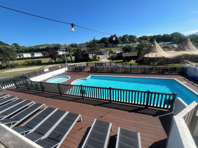 Sport & Beauty, Calloose Holiday Park, Cornwall