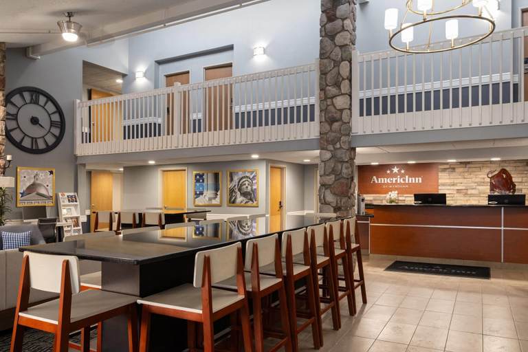 Food & Drinks 5, AmericInn by Wyndham Grand Forks, Grand Forks