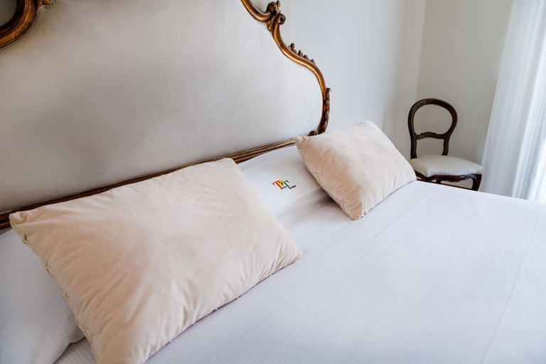 Bedroom 3, Francalanza City Rooms, Catania