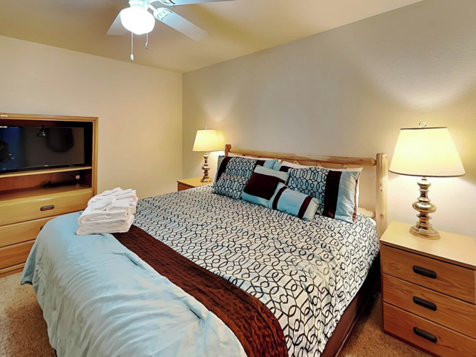 Bedroom 2, Gray Wolf Lodge by Ruidoso Vacation Rentals, Lincoln
