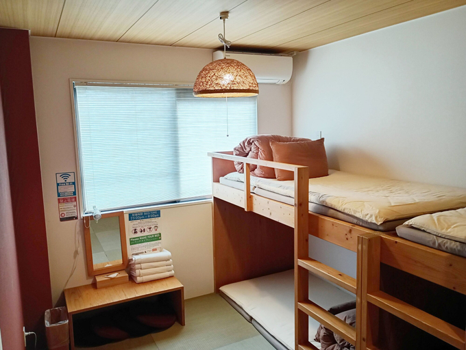 Bedroom 5, J-Hoppers Osaka Universal - Hostel, Osaka