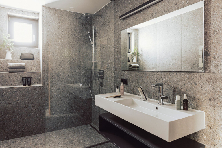 Bathroom 3, Hotel Lisl, Imst