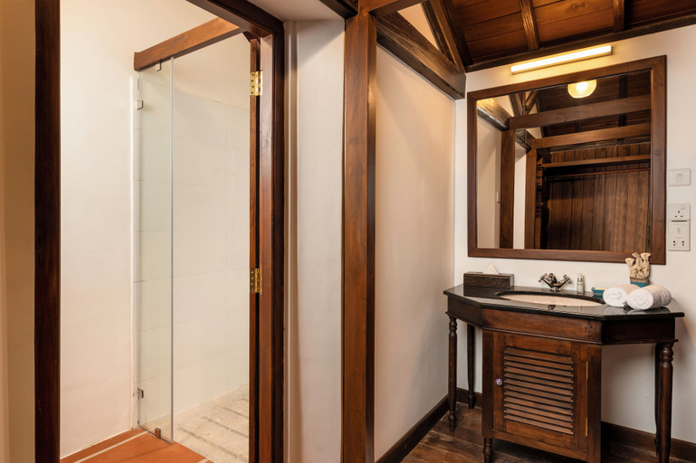 Bathroom 3, Jetwing Galle Heritage Home, Galle Four Gravets