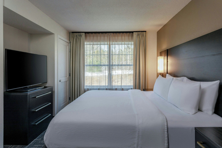 Bedroom 4, Residence Inn by Marriott Worcester, Worcester