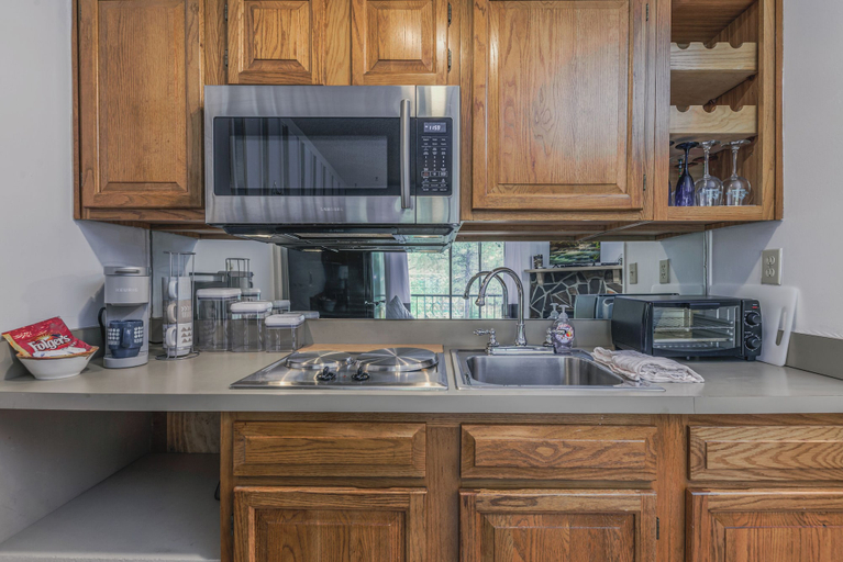 Others 5, Wildcat Den by Ruidoso Vacation Rentals, Otero