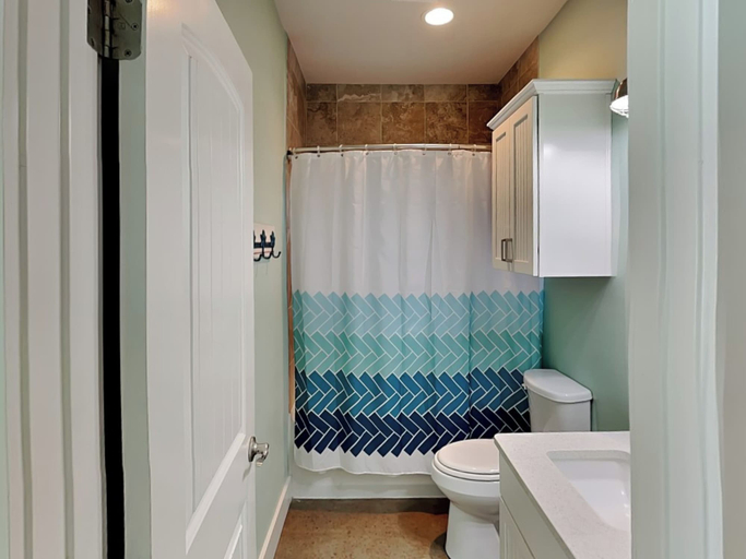 Bathroom 4, Turtle Paradise by Silver Sands Vacation Rentals, Nueces