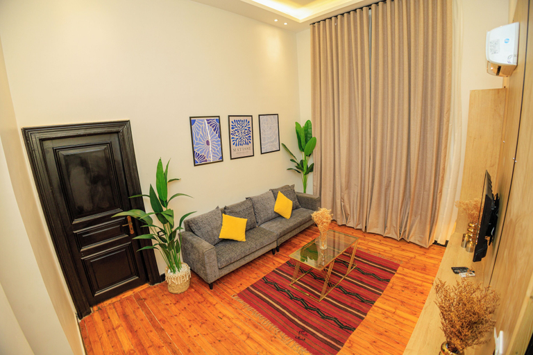Others 3, The Kmt collection Hotel, 'Abdin