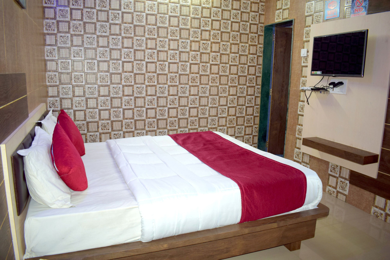 Bedroom 2, Sky Stays Heaven, Devbhumi Dwarka