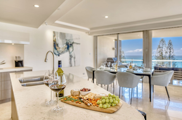 Food & Drinks 5, Sea Pearl Resort Mooloolaba, Maroochy - Mooloolaba