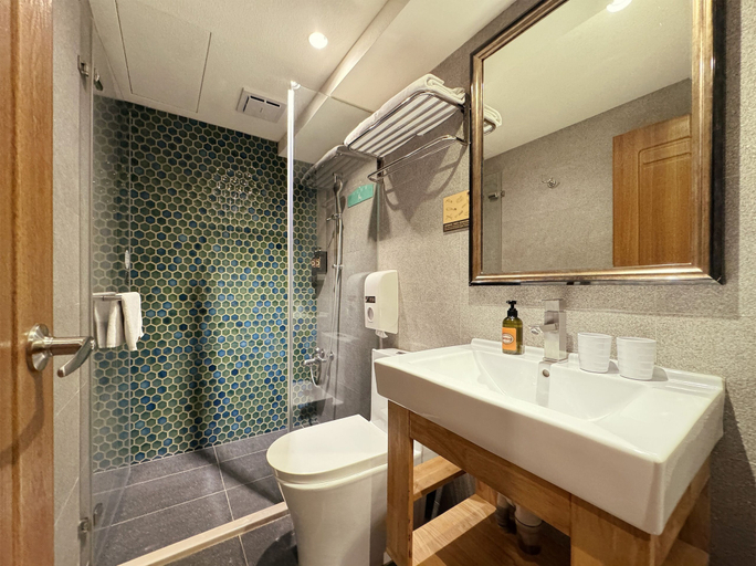 Bathroom 4, Roaders Hotel Tainan ChengDa, Tainan