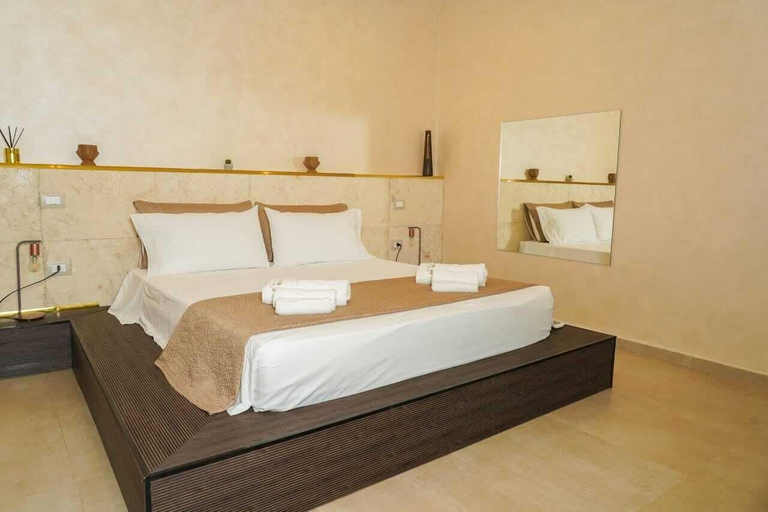 Bedroom 4, DE MARE WINE RESORT, Crotone
