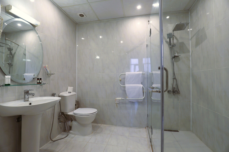 Bathroom 4, Azcot Hotel - Nizami Street, Baku