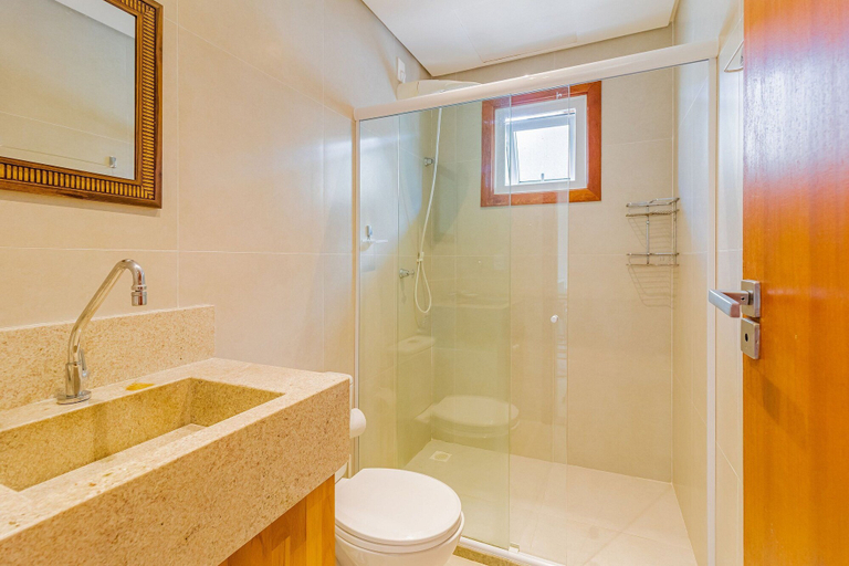 Bathroom, PF49 Apto Aconchegante a 200m do Mar, Mata de São João