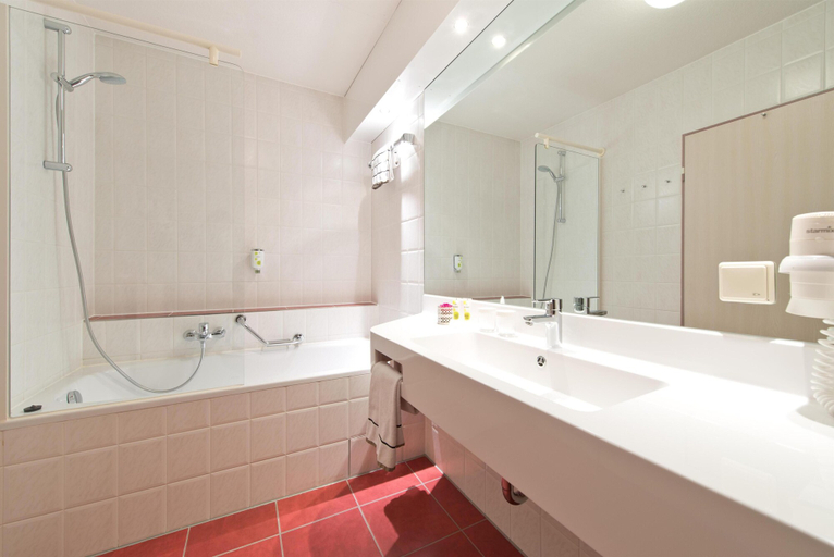 Bathroom 4, ACHAT Hotel Reilingen Walldorf, Rhein-Neckar-Kreis