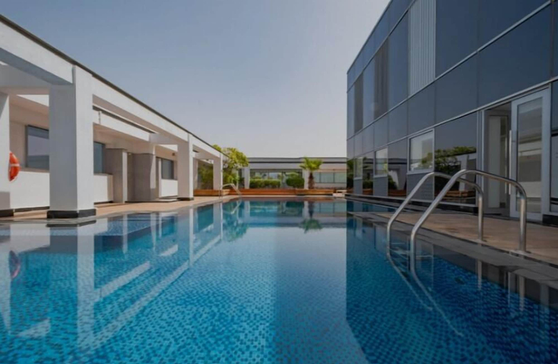 Pool, Nasma Holiday Homes - Sky Gardens, Dubai
