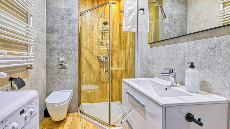 Bathroom 4, Sun & Snow Holiday Mountain Residence, Lubań