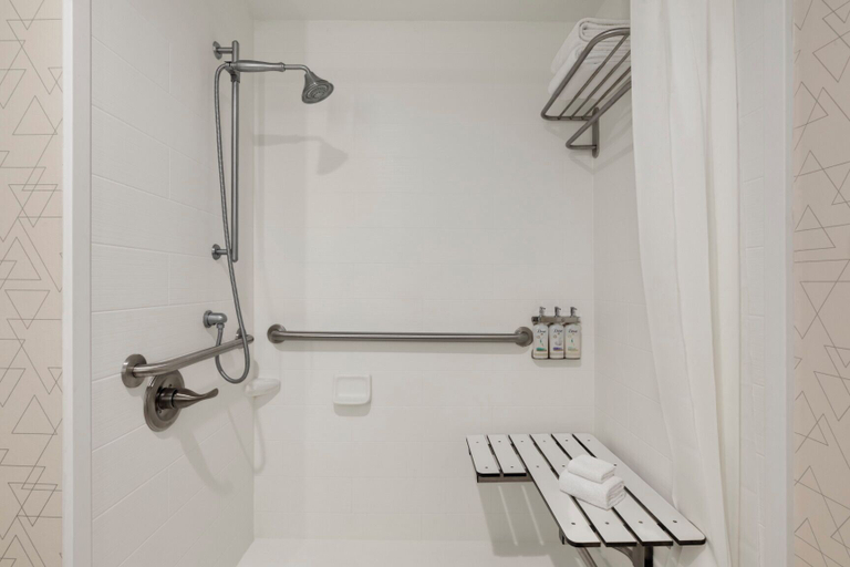 Bathroom 3, Holiday Inn Express CORNING - PAINTED POST by IHG, Steuben