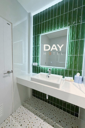 Bathroom 4, Day Hotel Khon Kaen, Muang Khon Kaen