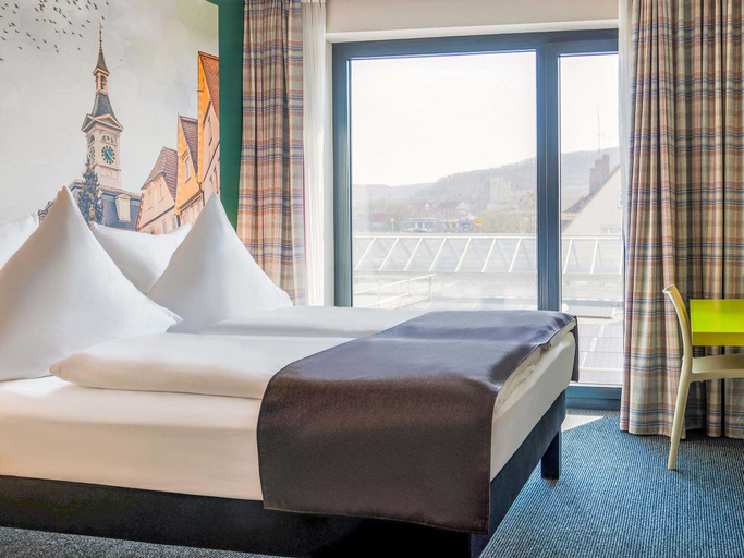 Bedroom 4, B&B Hotel Aalen, Ostalbkreis