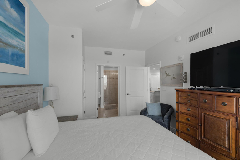 Bedroom 3, Sterling Breeze 804, Bay