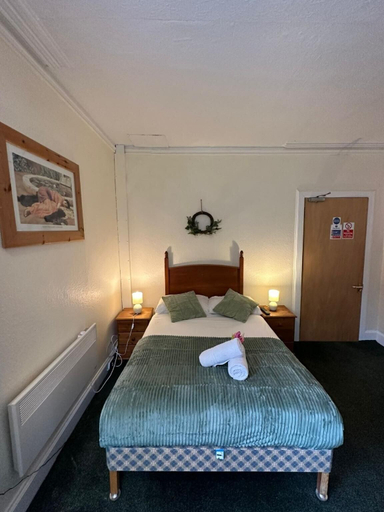 Bedroom 2, Mackay's Spa Lodge Hotel, Highland
