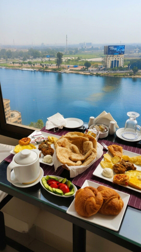 Food & Drinks, Grand Bayan Hotel at Nile Plaza, Giza