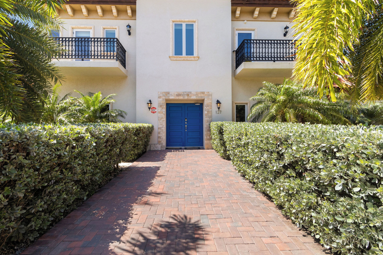 Exterior & Views 2, Upscale Ocean View Villa With Pool + Outdoor Kitchen