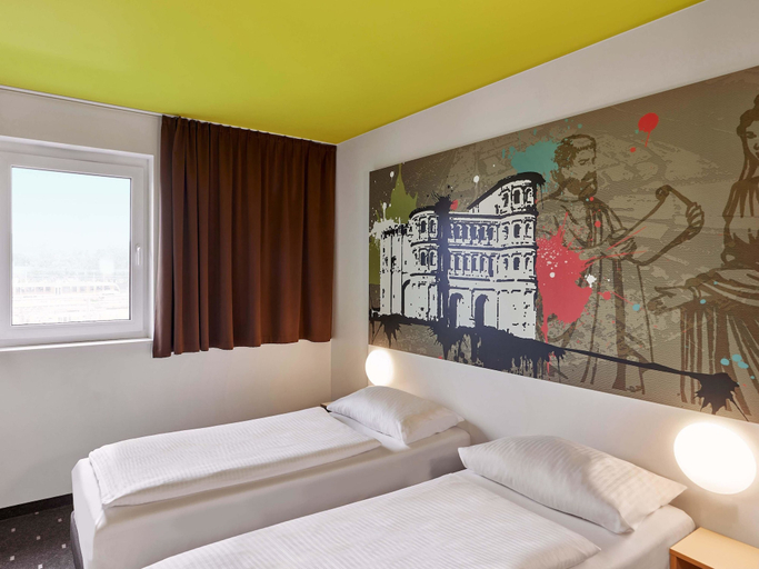 Bedroom 4, B&B Hotel Trier, Trier