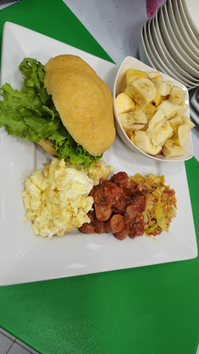 Food & Drinks, PeSheres Inn & Spa